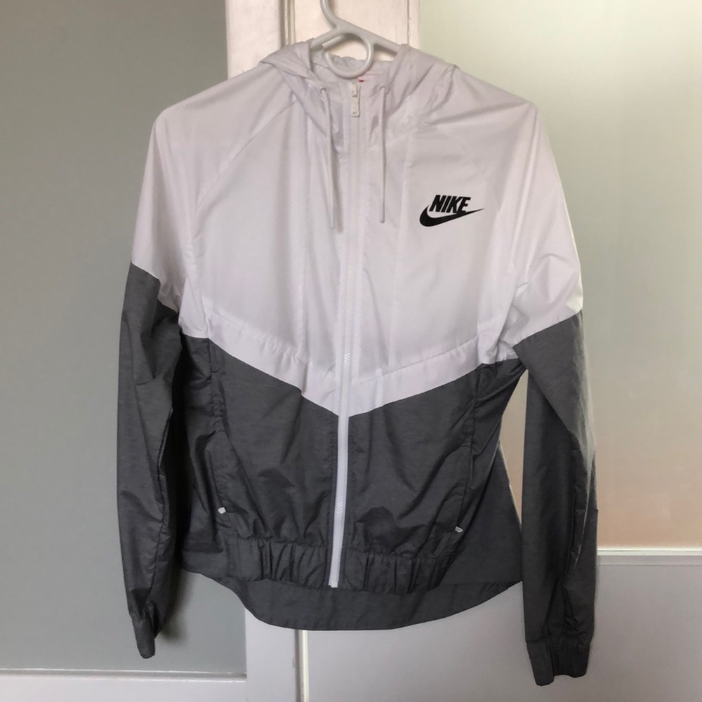 Nike windbreaker